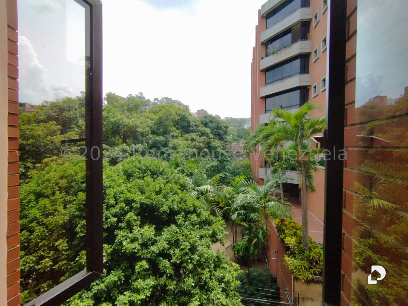 Apartamento en Colinas de Valle Arriba, Caracas