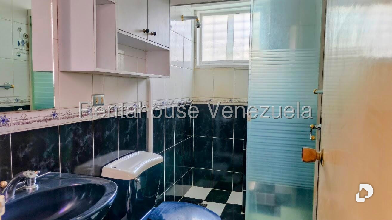 Apartment in La Urbina, Caracas – 17