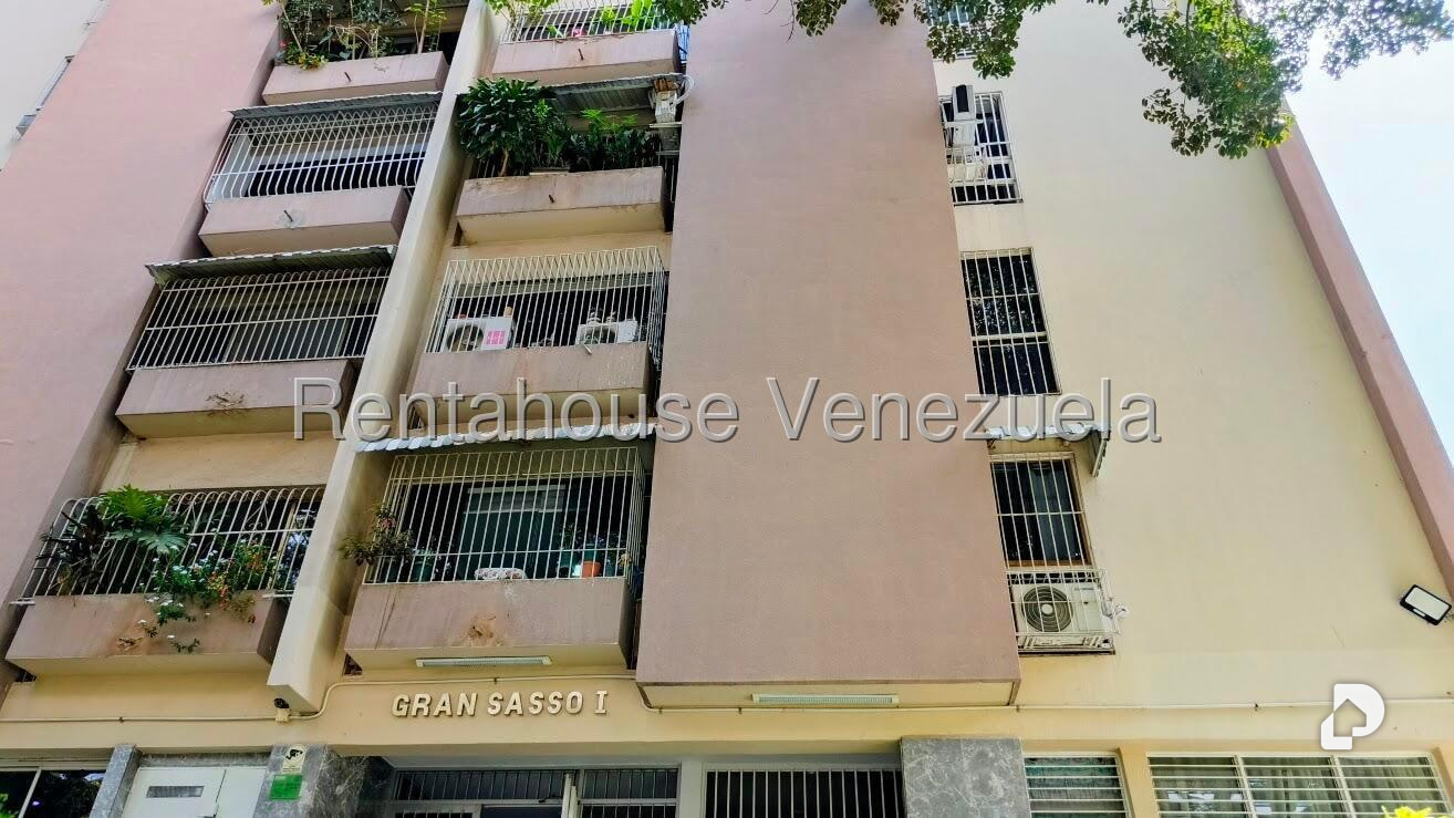 Apartment in La Urbina, Caracas – 1