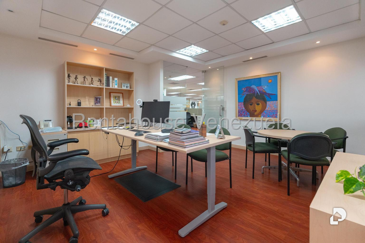 Oficina en Los Palos Grandes, Caracas – 13