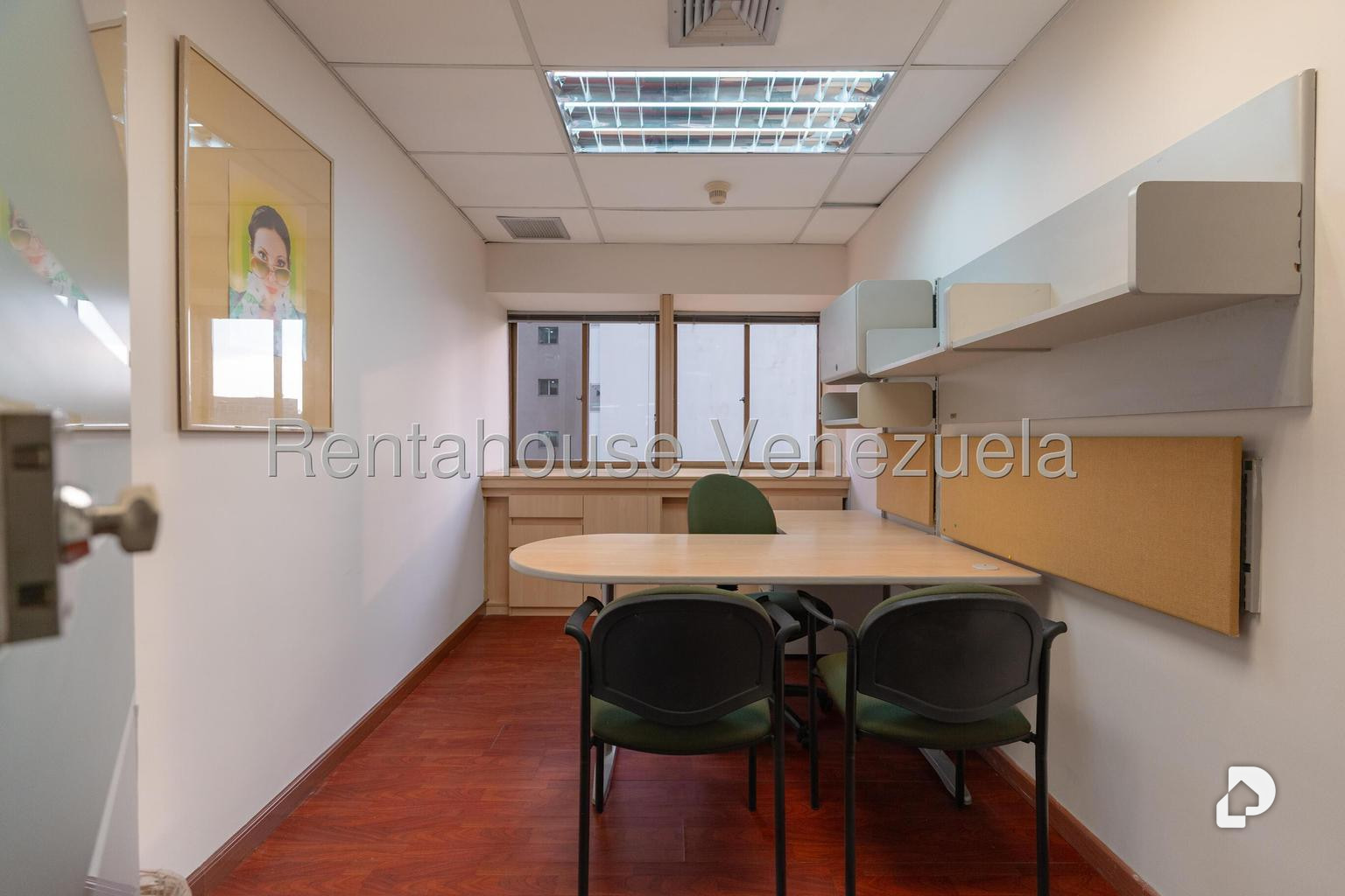 Oficina en Los Palos Grandes, Caracas – 9