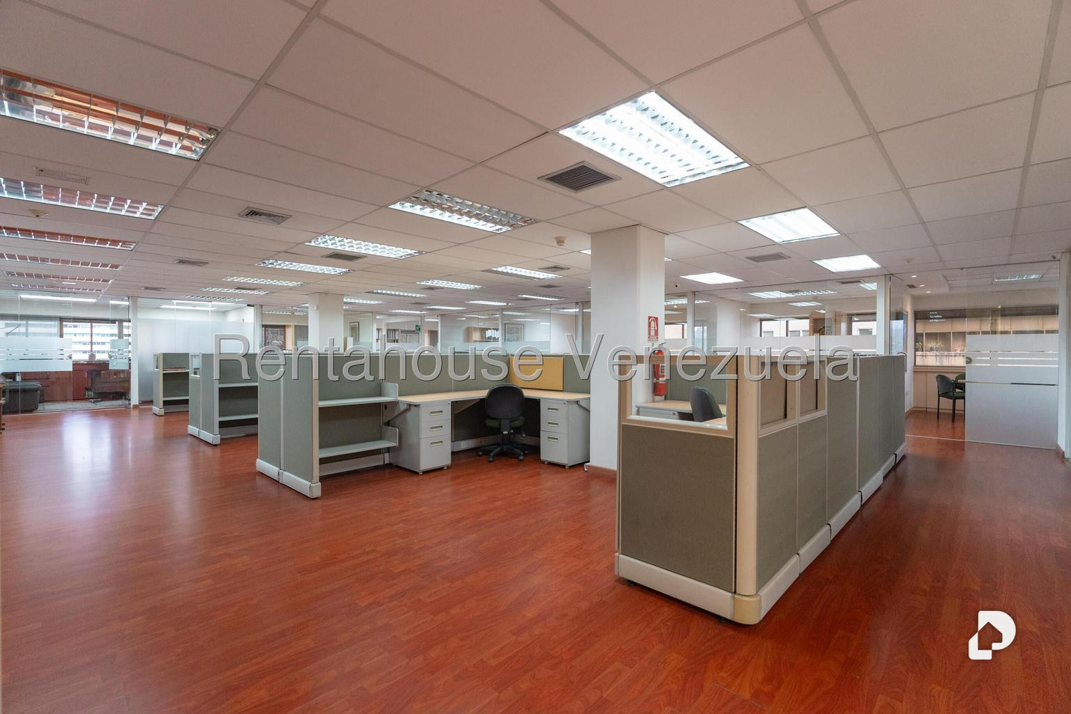 Oficina en Los Palos Grandes, Caracas – 20