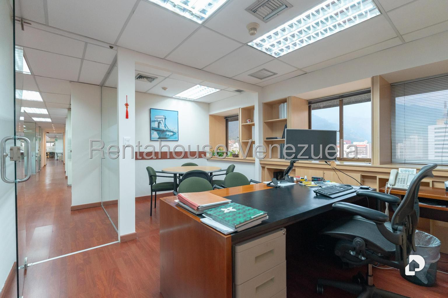 Oficina en Los Palos Grandes, Caracas – 17