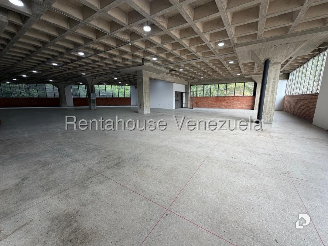 Local comercial en El Valle, Caracas – 14