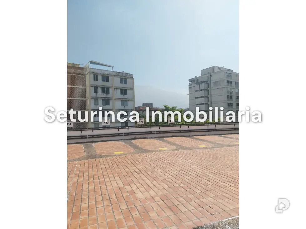 Office in Chuao, Caracas – 1