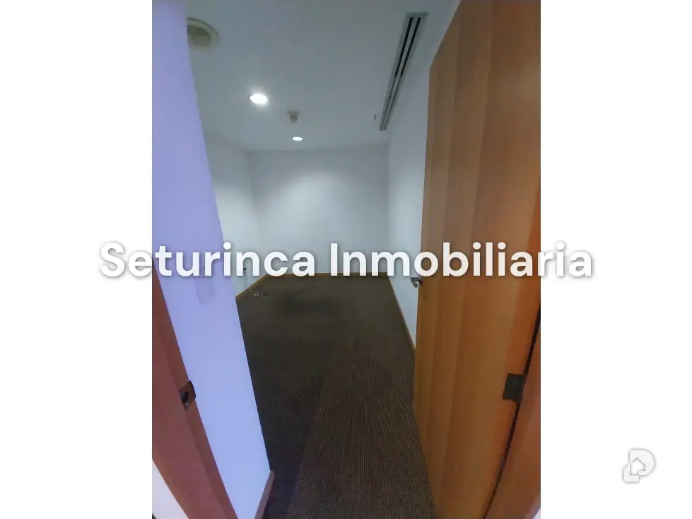 Office in Chuao, Caracas – 8