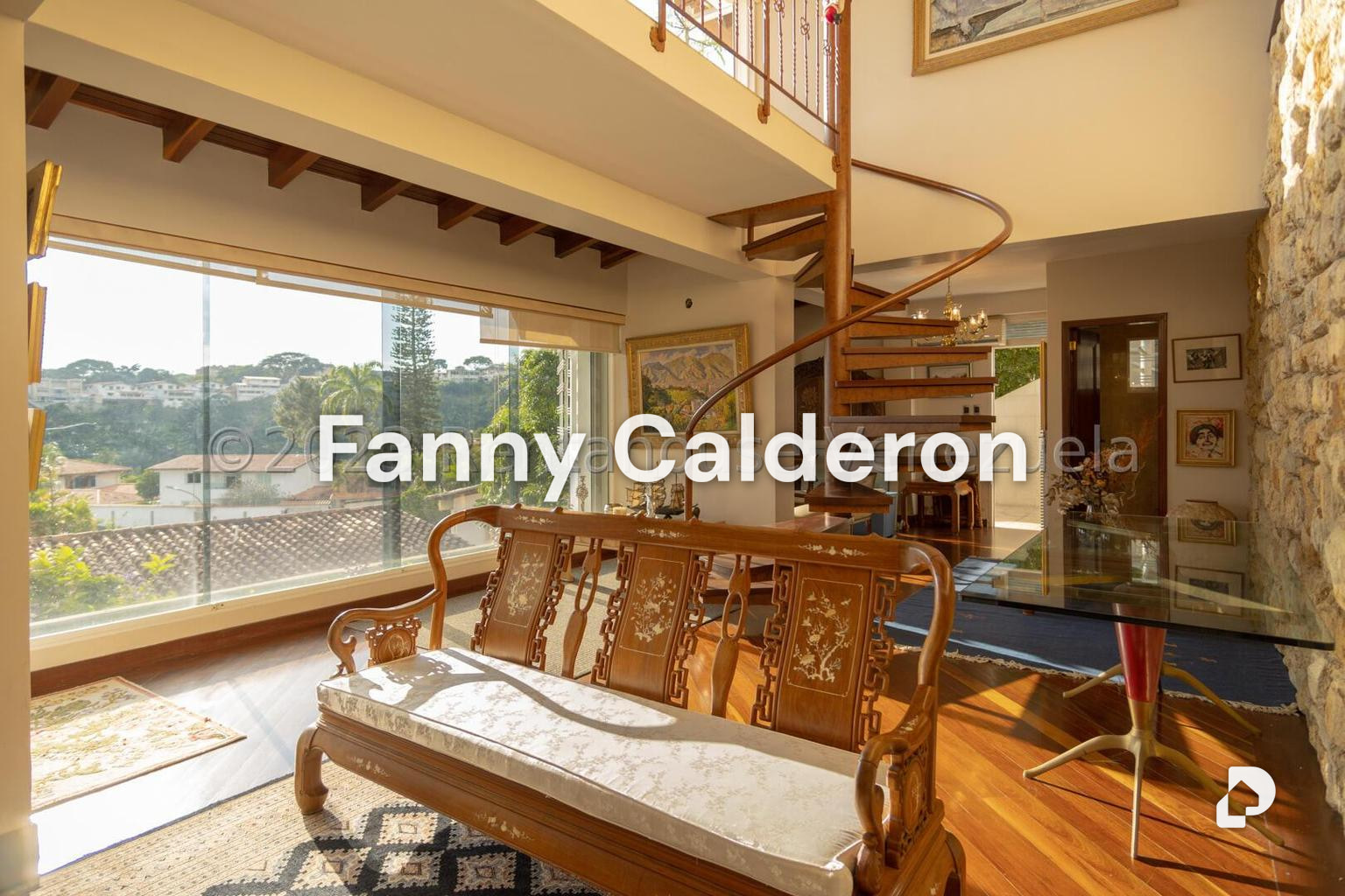 Casa en Colinas de Tamanaco, Caracas – 28