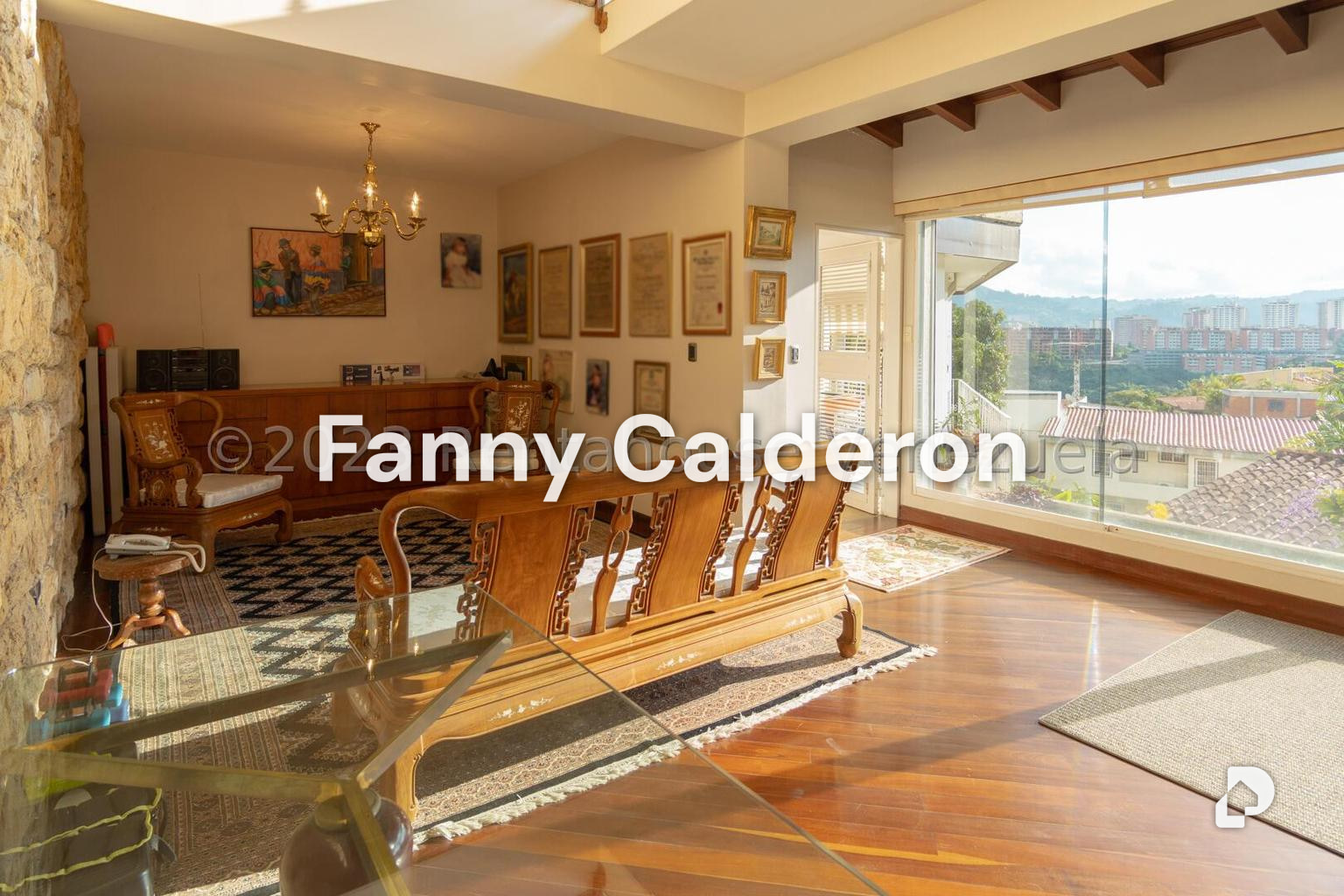 Casa en Colinas de Tamanaco, Caracas – 29