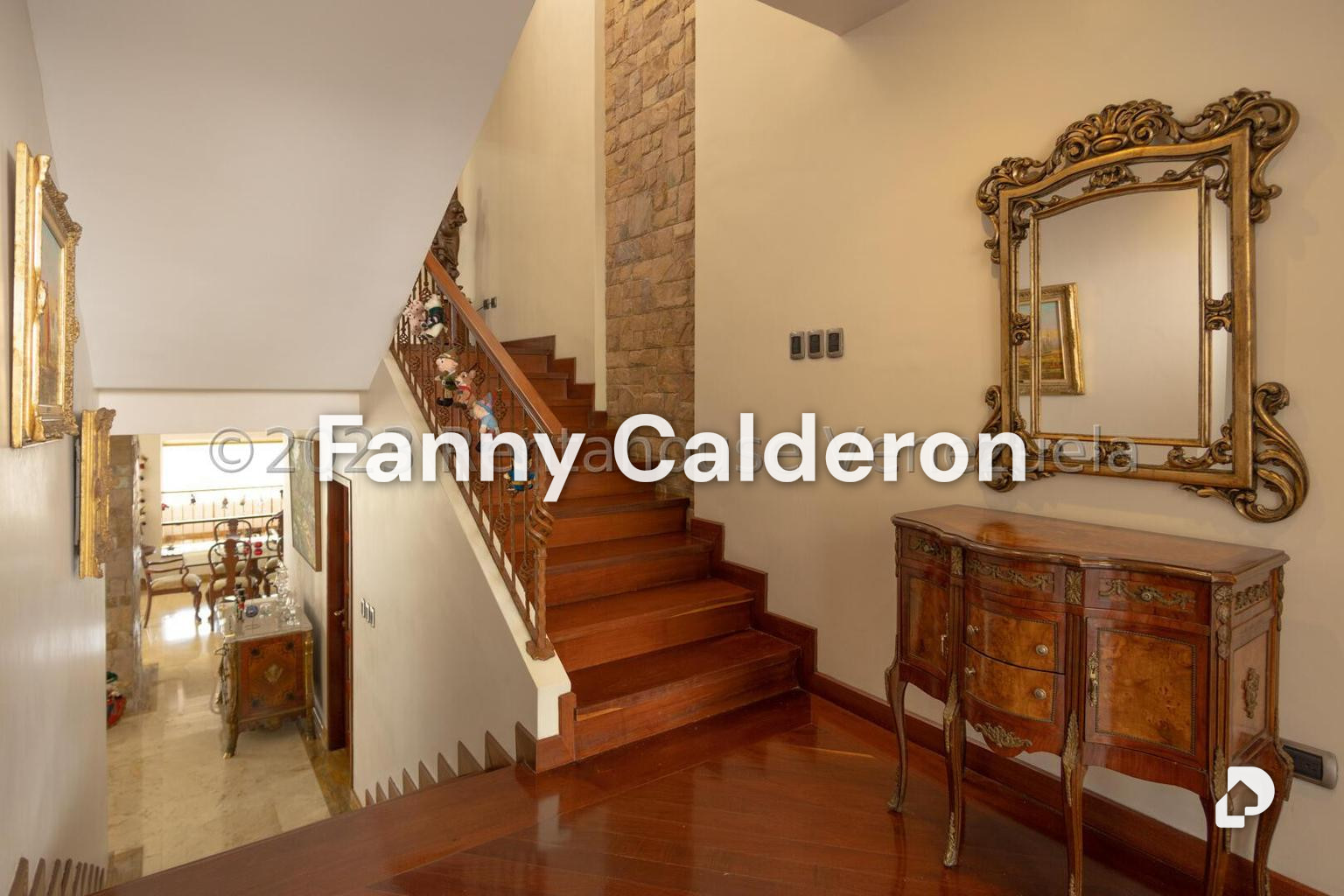 Casa en Colinas de Tamanaco, Caracas – 2