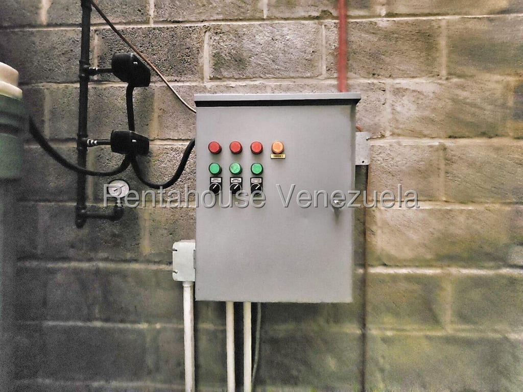 Edificio en Los Ruices, Caracas