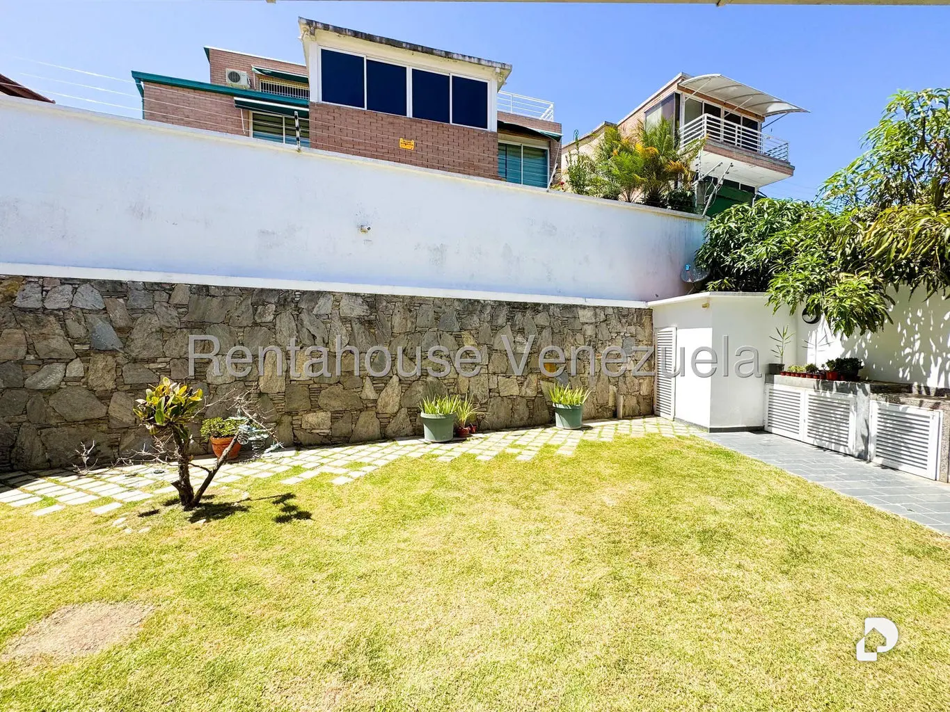 Casa en Prados del Este, Caracas – 26