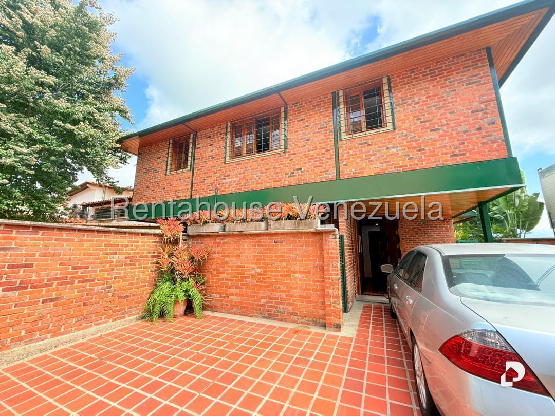 Casa en Lomas de La Lagunita, Caracas – 2