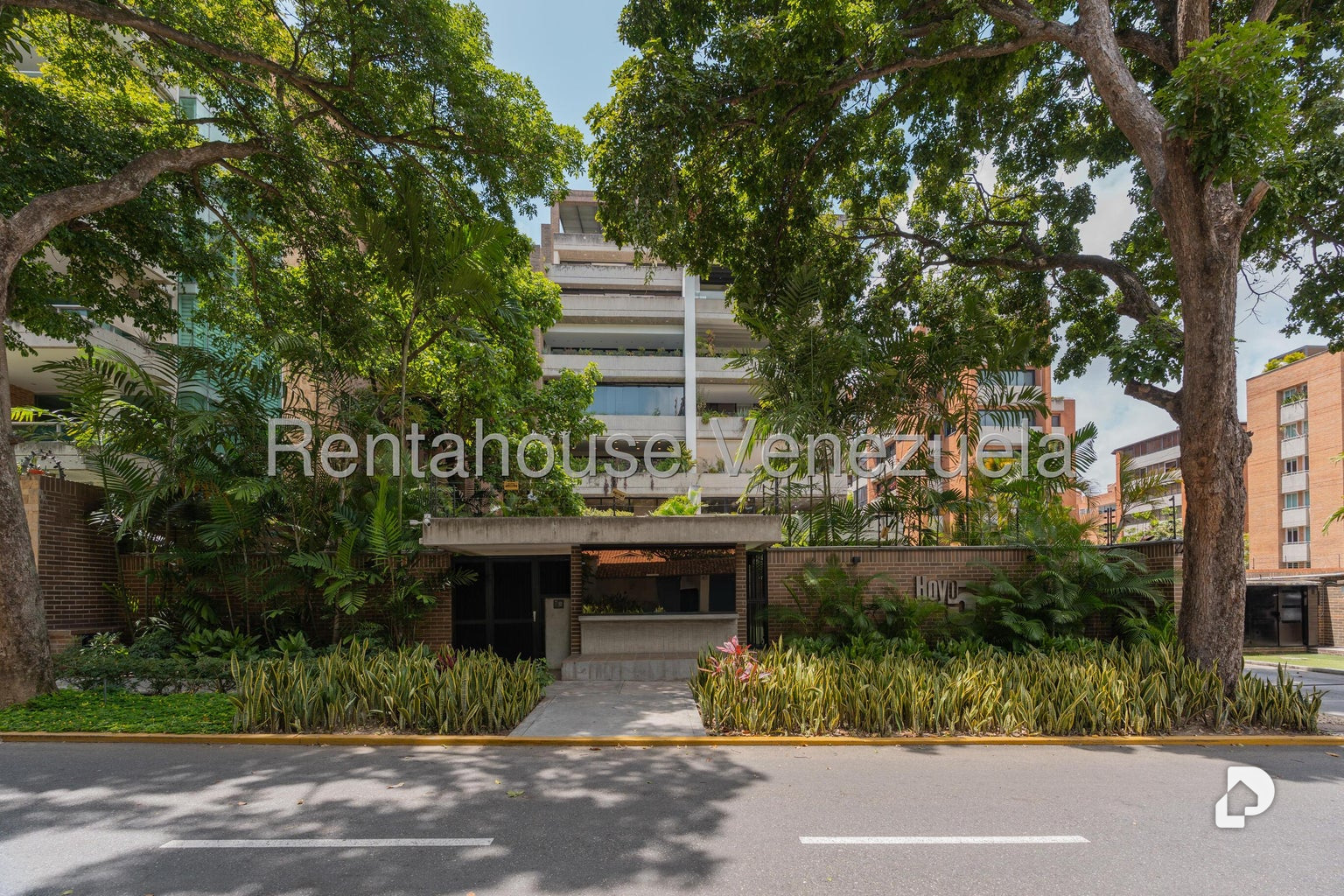 Apartamento en Campo Alegre, Caracas – 2