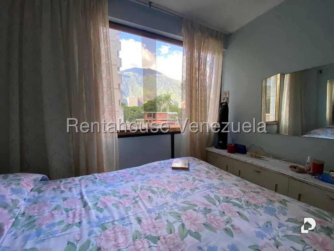 Apartamento en Altamira Sur, Caracas – 22