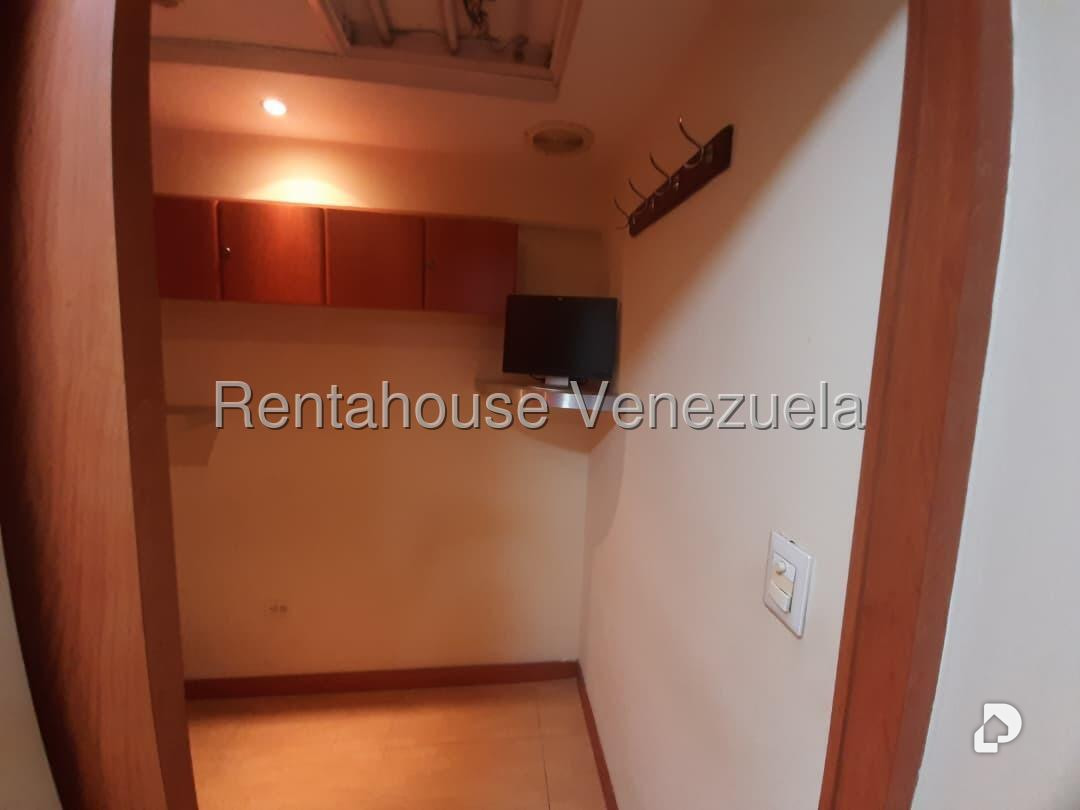 Local comercial en Los Palos Grandes, Caracas – 10