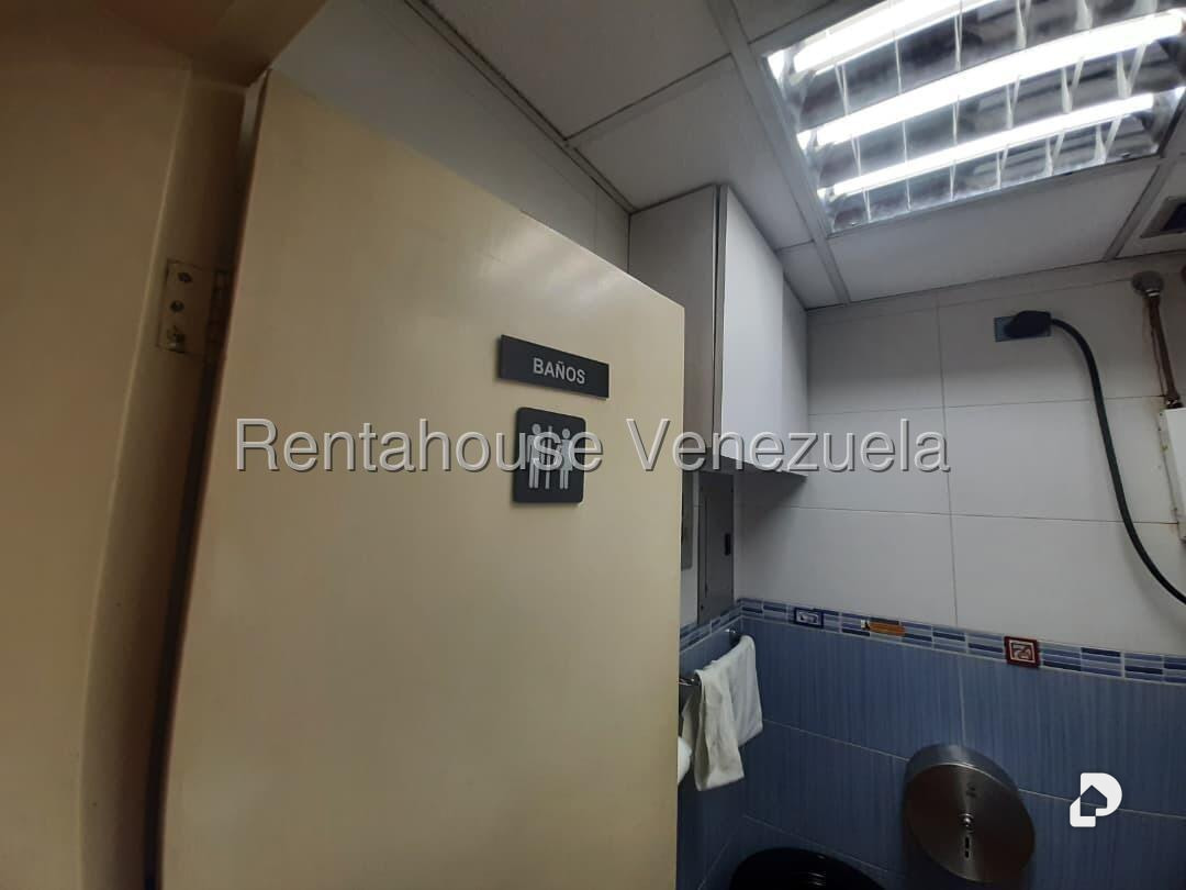 Local comercial en Los Palos Grandes, Caracas – 15