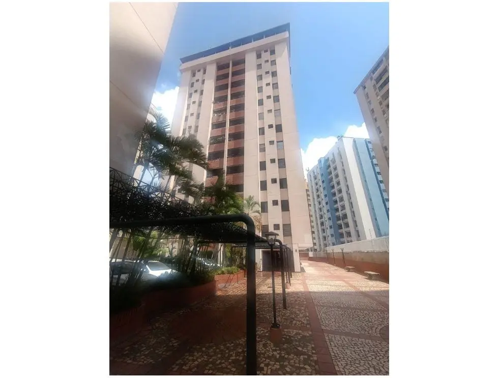 Apartamento en Lomas del Avila, Caracas - 1