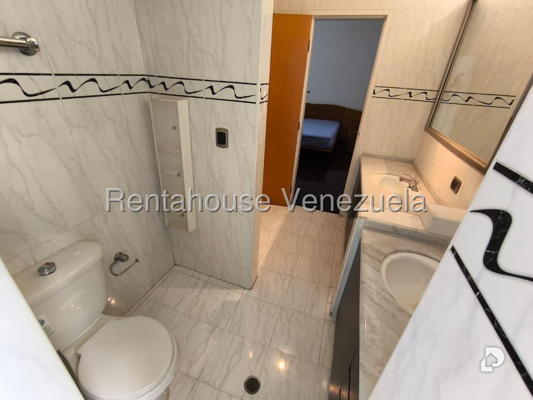 Apartment in Chuao, Caracas – 21