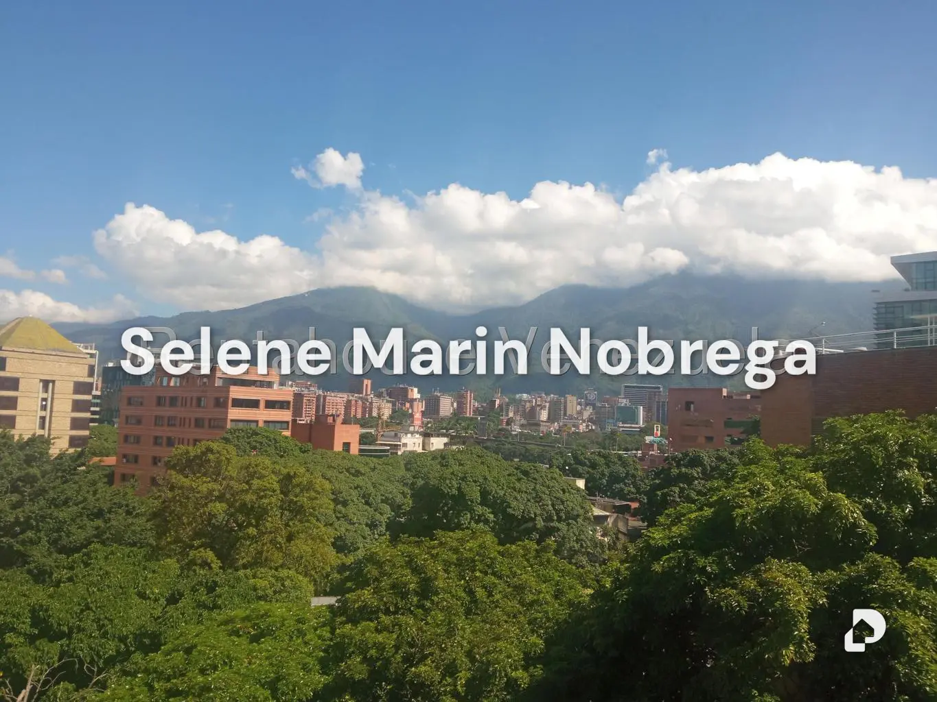 Oficina en Las Mercedes, Caracas – 30