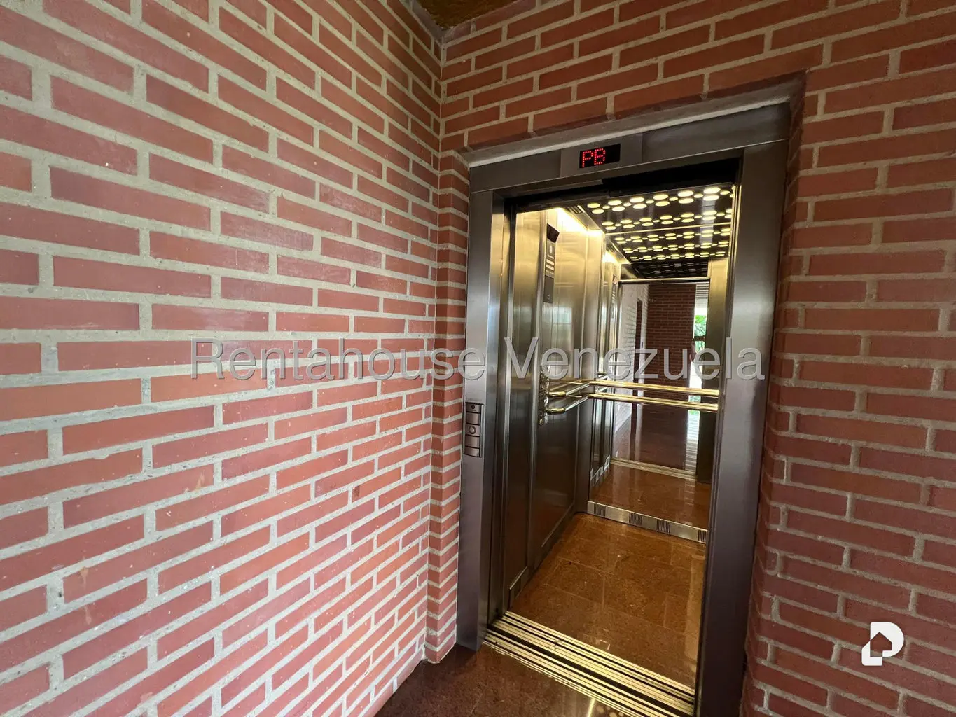 Apartamento en Oripoto, Caracas – 3