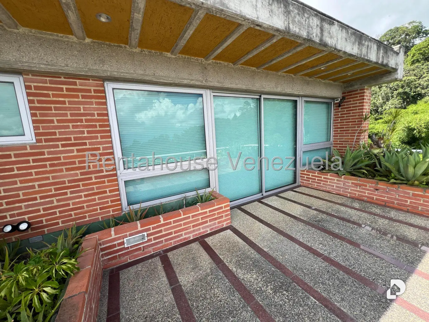 Apartamento en Oripoto, Caracas – 23
