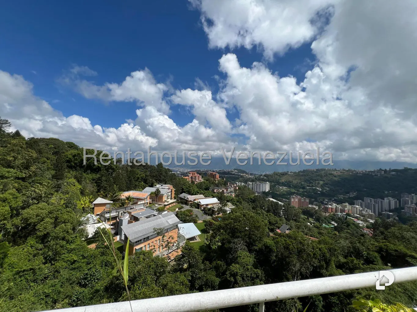 Apartamento en Oripoto, Caracas – 27