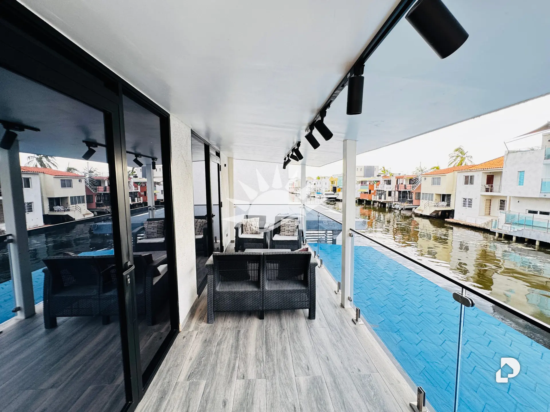 Casa en Complejo Turístico El Morro, Lechería – 12