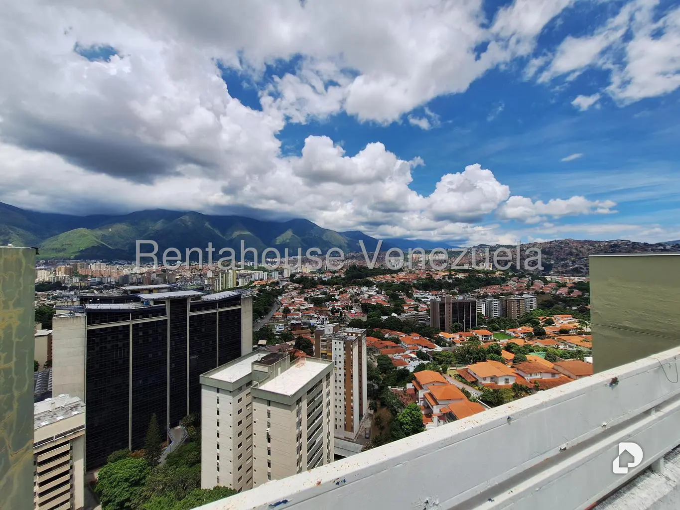 Penthouse en Macaracuay, Caracas – 23