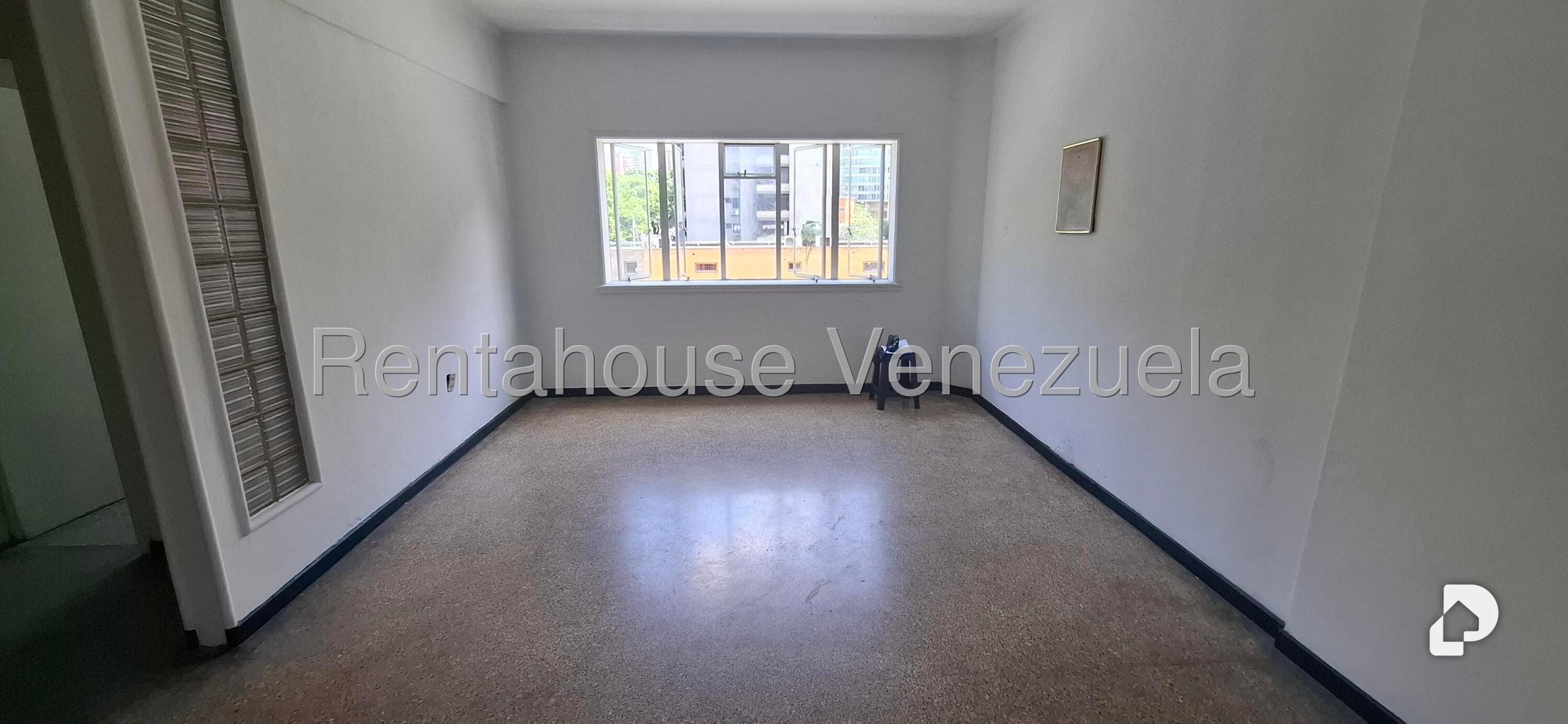 Apartamento en San Bernardino, Caracas – 11
