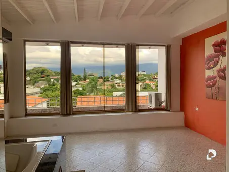 Casa en Cumbres de Curumo, Caracas – 15