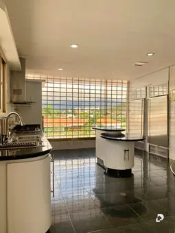 Casa en Cumbres de Curumo, Caracas – 9