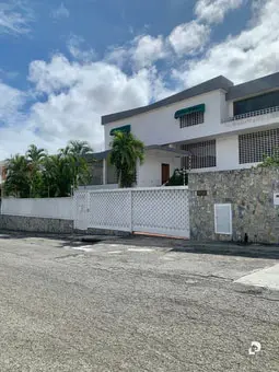 Casa en Cumbres de Curumo, Caracas – 1