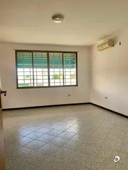 Casa en Cumbres de Curumo, Caracas – 14