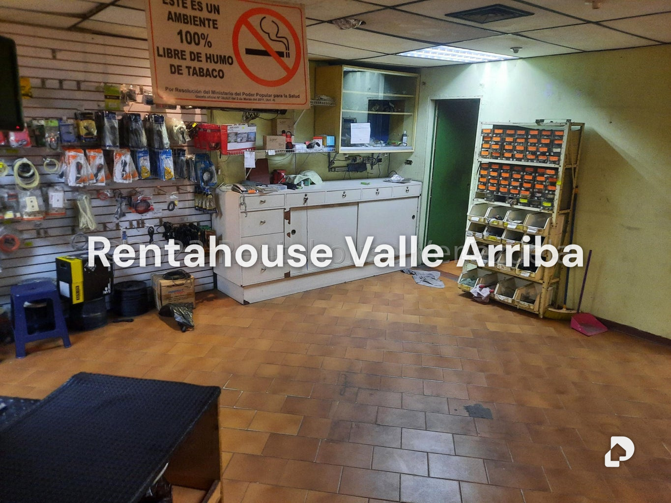 Local comercial en Palo Verde, Caracas – 3