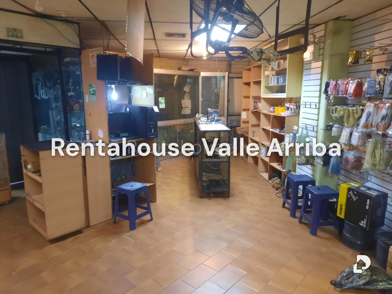 Local comercial en Palo Verde, Caracas – 4