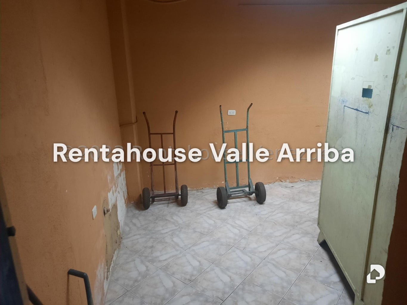 Local comercial en Palo Verde, Caracas – 10