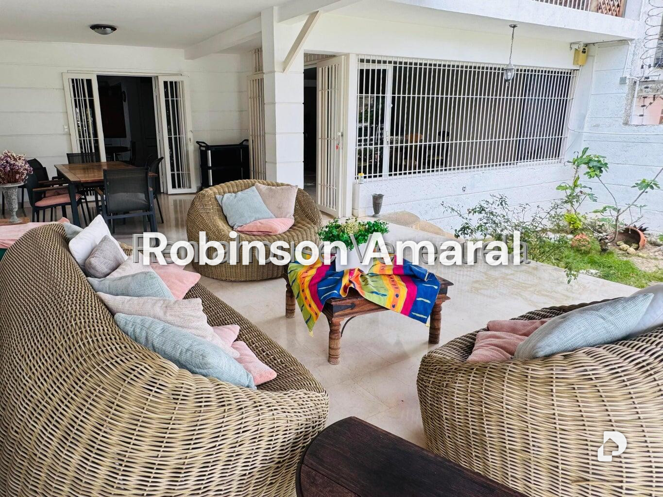 Casa en Colinas de Bello Monte, Caracas – 26