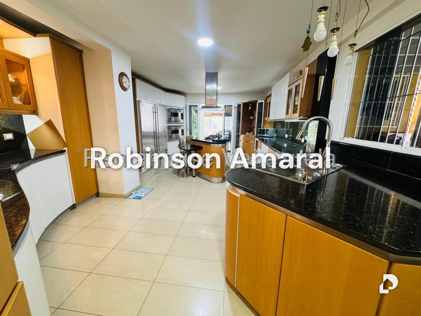 Casa en Colinas de Bello Monte, Caracas – 25