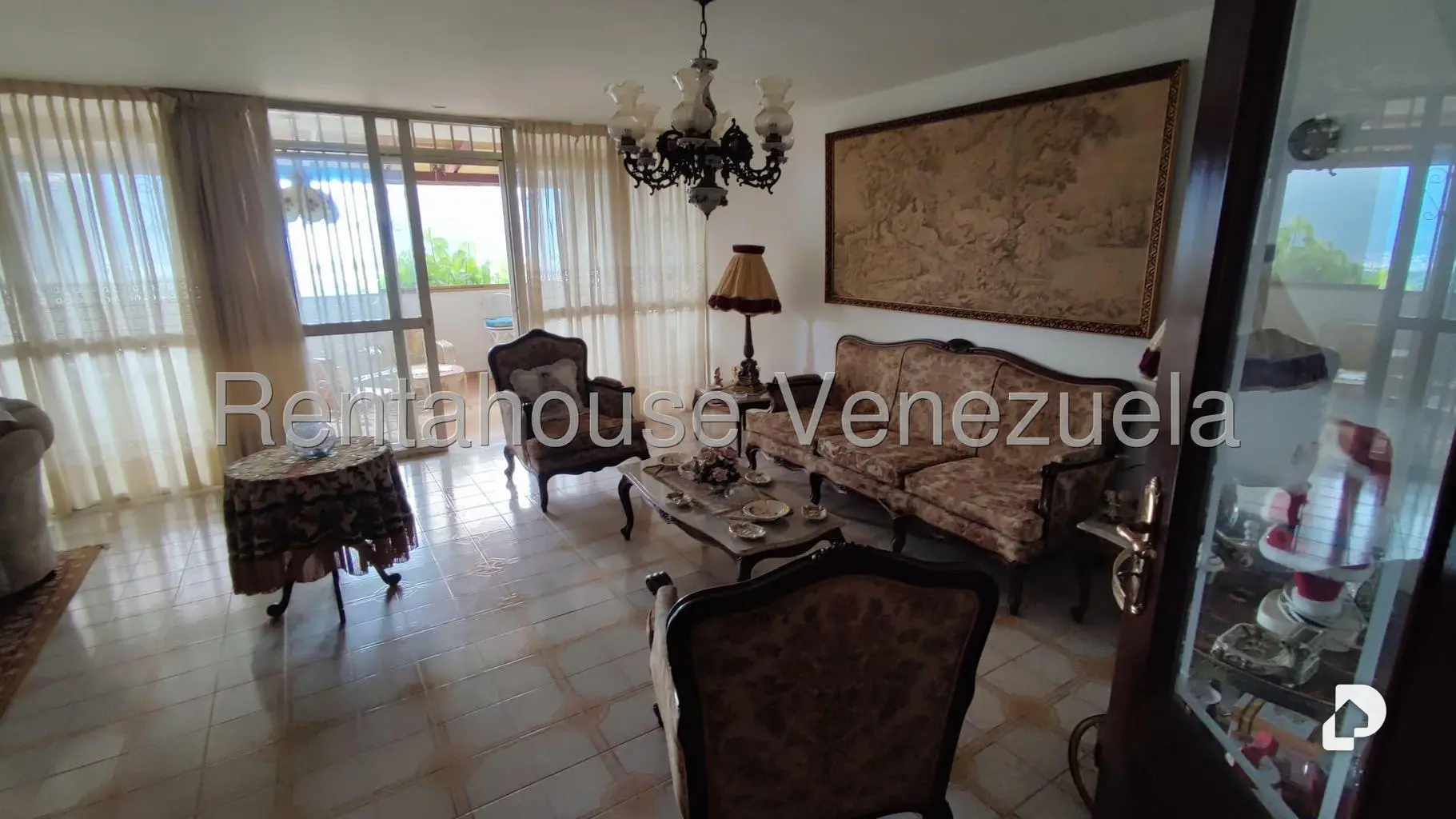Casa en Alto Prado, Caracas – 2