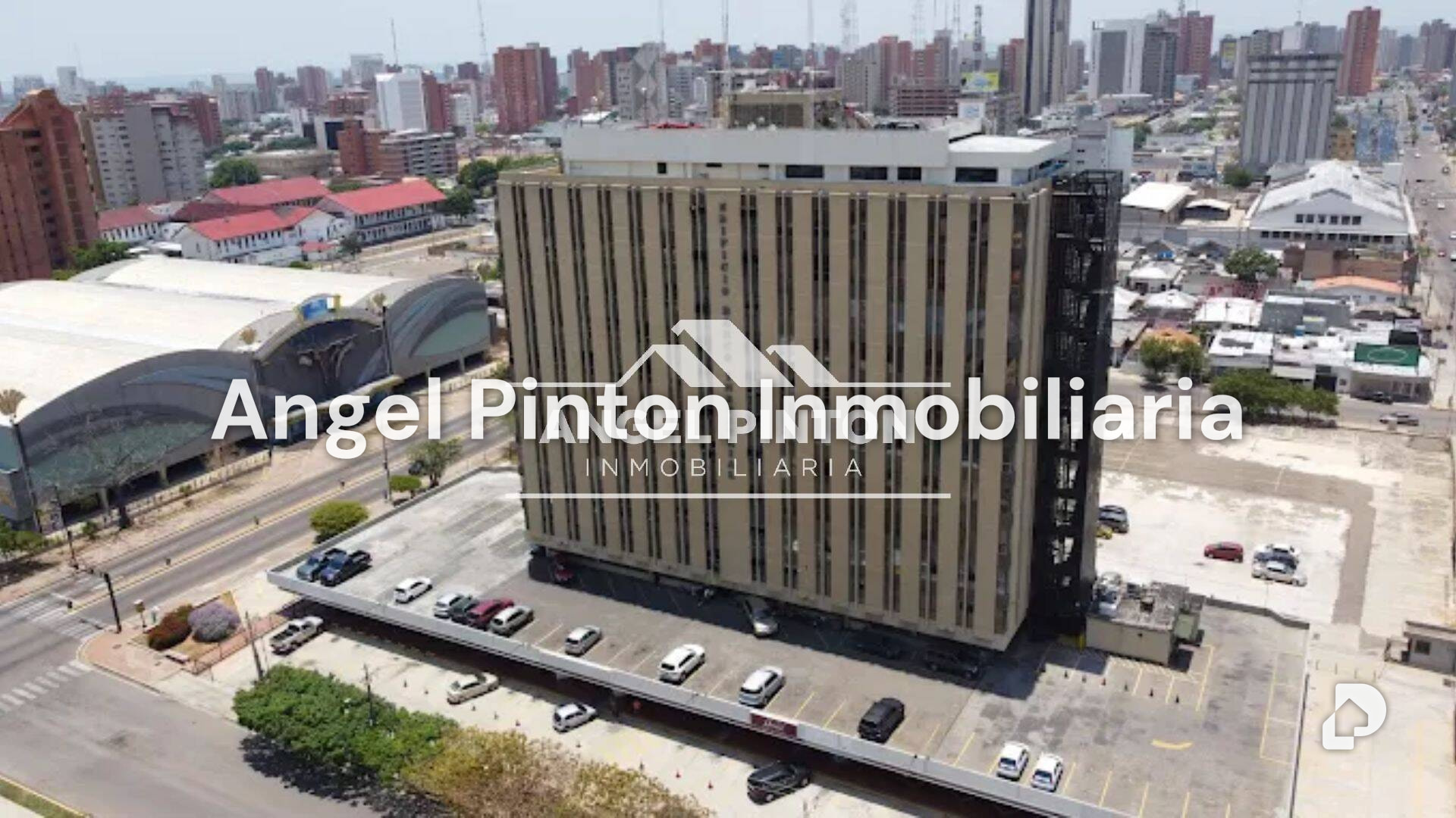 Oficina en Avenida 5 de Julio, Maracaibo – 16