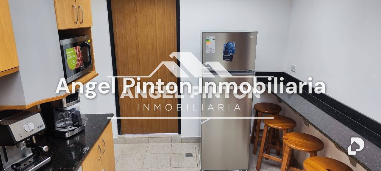Oficina en Avenida 5 de Julio, Maracaibo – 12