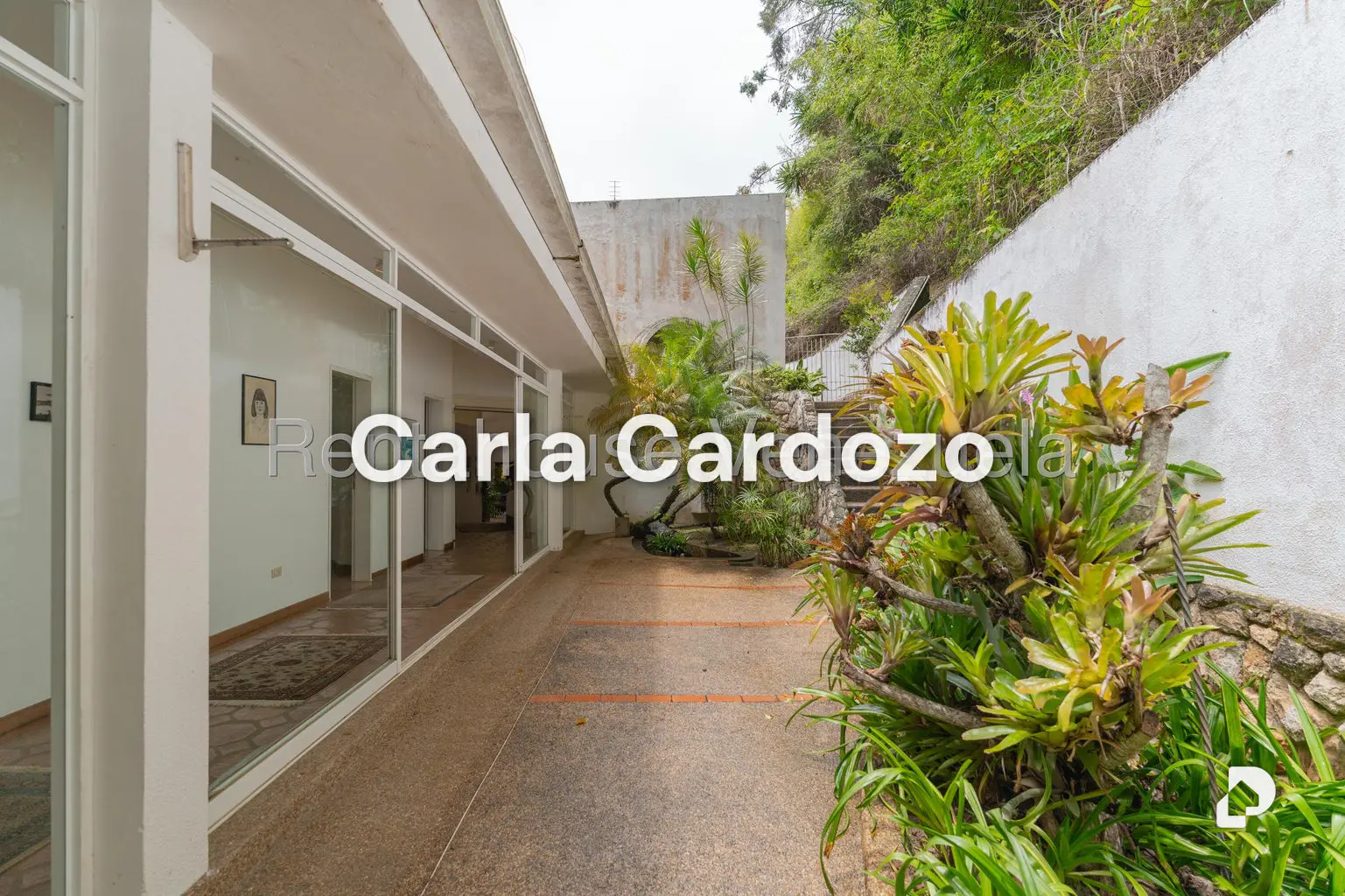 Casa en Oripoto, Caracas – 28