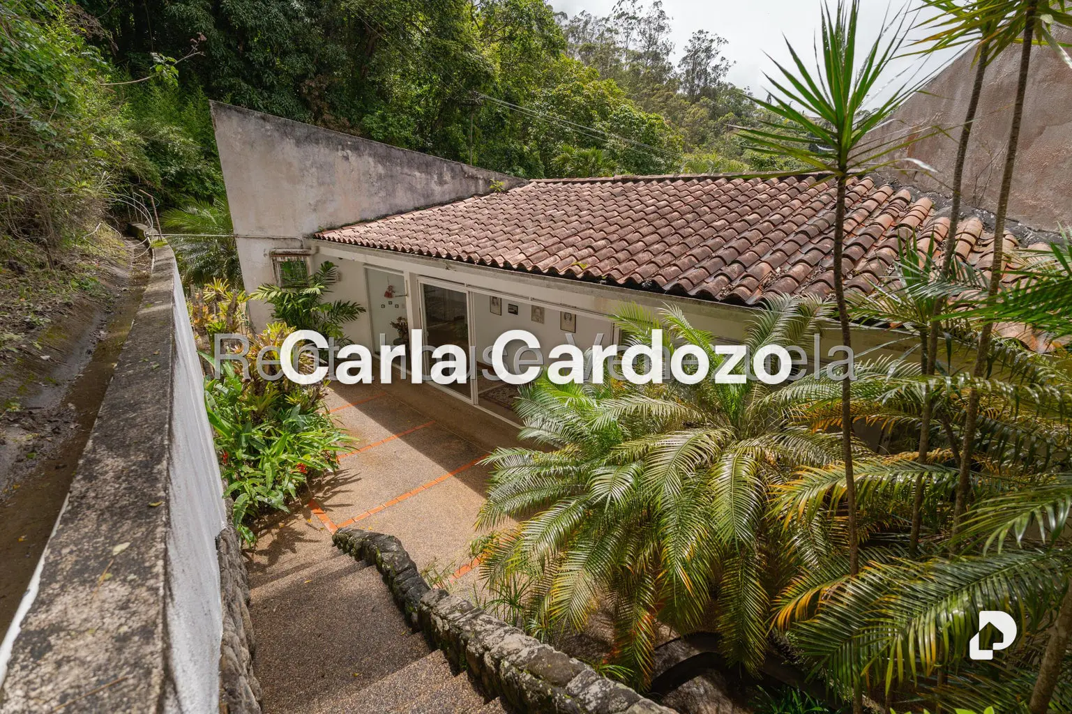 Casa en Oripoto, Caracas – 30