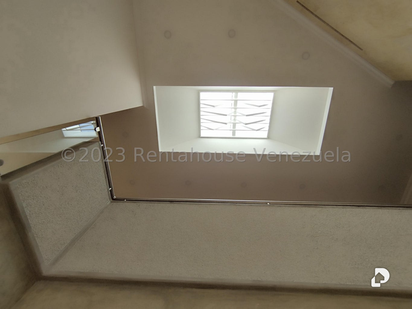 Casa en Prados del Este, Caracas – 22