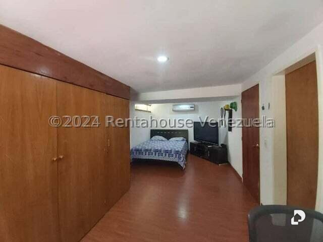 Casa en Santa Fe Norte, Caracas – 23