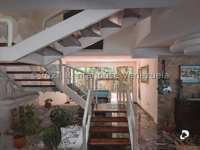 Casa en Santa Fe Norte, Caracas – 17