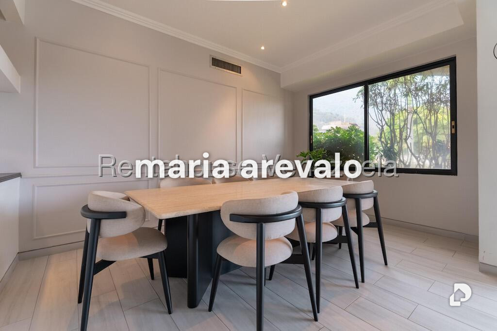 Apartamento en Country Club, Caracas – 12