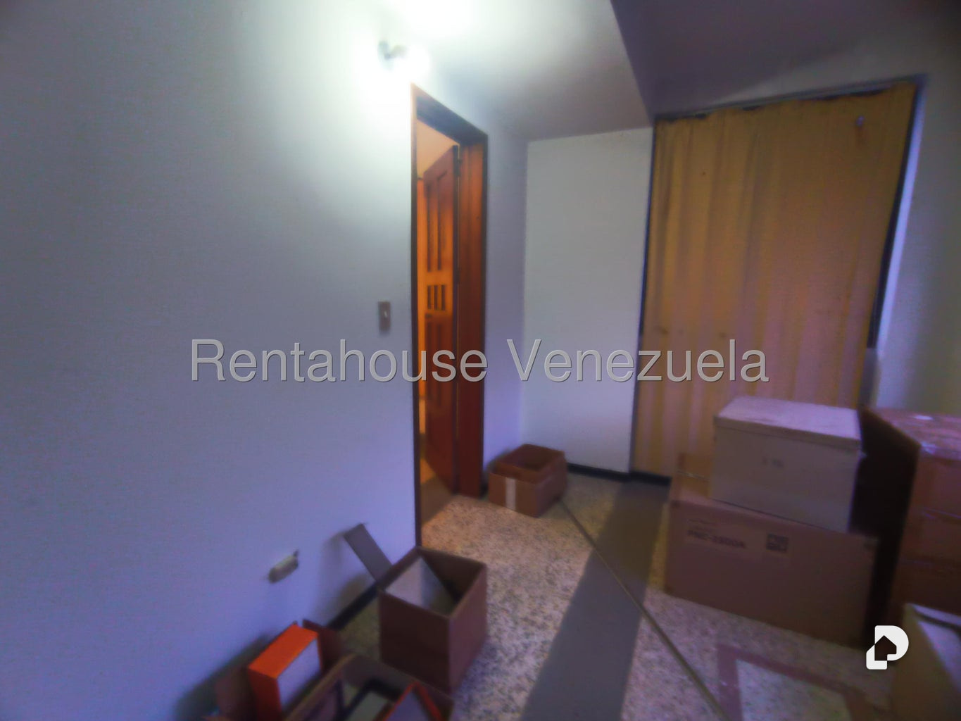 Casa en El Recreo, Caracas – 14