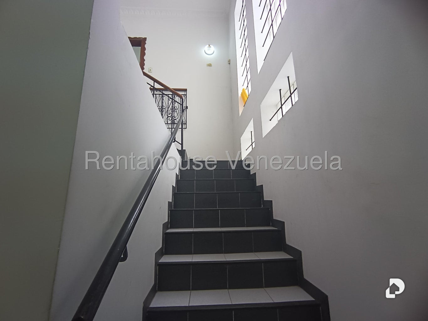 Casa en El Recreo, Caracas – 12