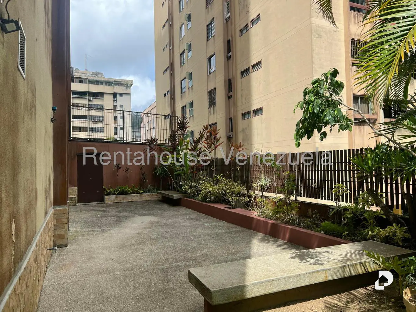 Apartamento en El Cigarral, Caracas – 22